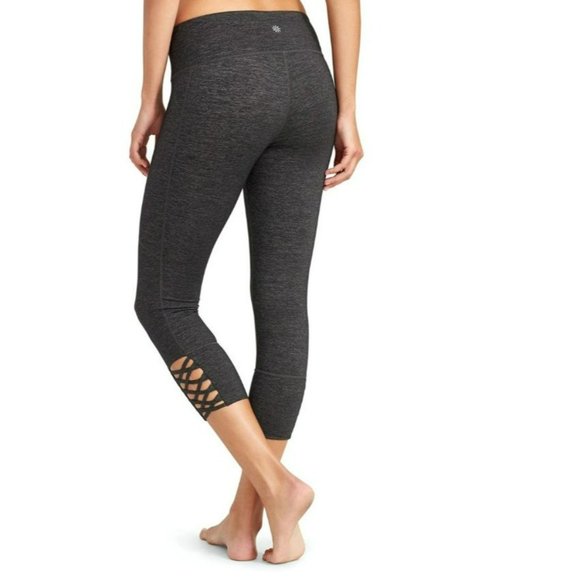 Athleta Women's Quest Mind Over Mat Yoga Capri Leggings Gray/Black Size Small - Picture 3 of 10